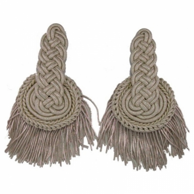 Epaulettes